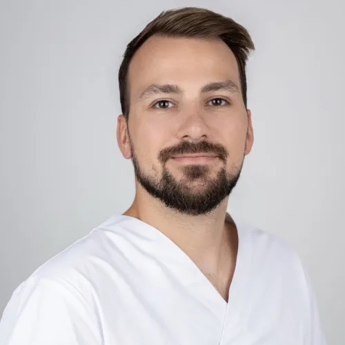 MUDr. Richard Zubaľ Neurológ Neurosonografia Neuromyografia Cievne mozgové príhody Neurorádiológia (CT a MR)